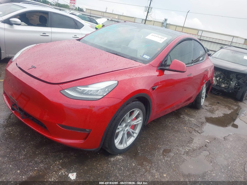 2021 Tesla Model y VIN 5YJYGAEE6MF201417 IAAI salvage auction — REAR END, Salvage Title, sold $9,000 on 2026-08-02 (photo 2)