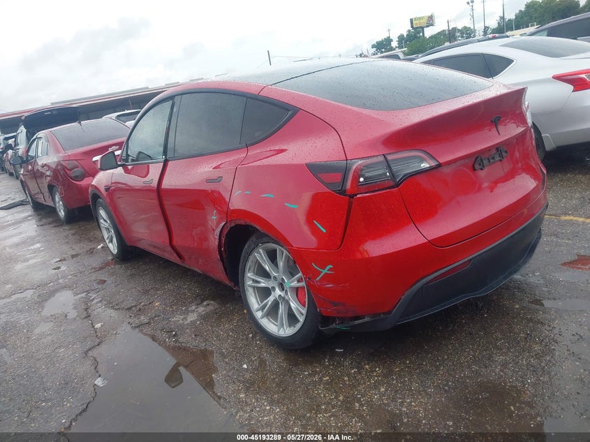 2021 Tesla Model y VIN 5YJYGAEE6MF201417 IAAI salvage auction — REAR END, Salvage Title, sold $9,000 on 2026-08-02 (photo 3)