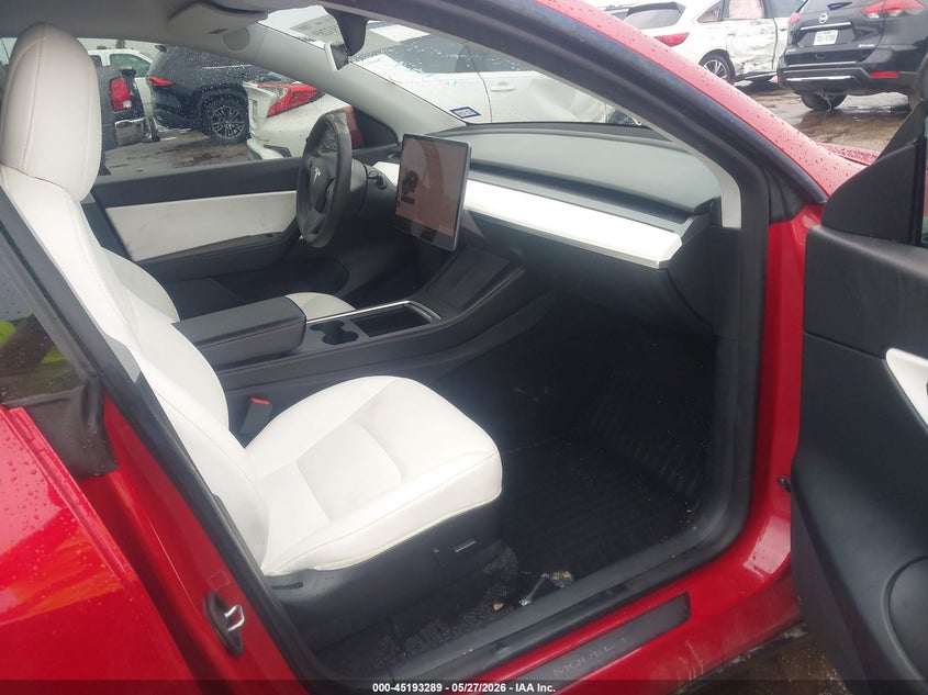 2021 Tesla Model y VIN 5YJYGAEE6MF201417 IAAI salvage auction — REAR END, Salvage Title, sold $9,000 on 2026-08-02 (photo 5)