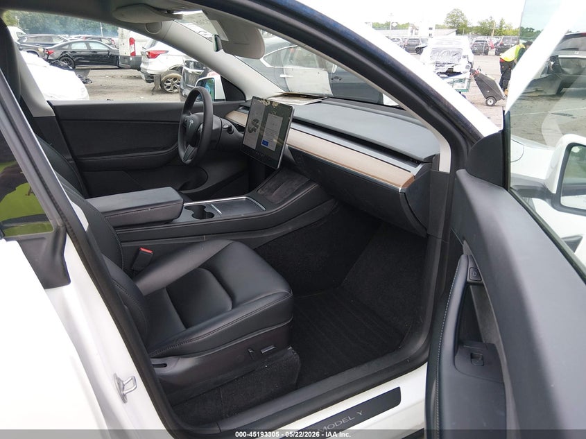 2022 Tesla Model y VIN 7SAYGDEE7NF309146 IAAI salvage auction — LEFT REAR, Salvage (New Jersey), sold $9,650 on 2026-07-16 (photo 5)