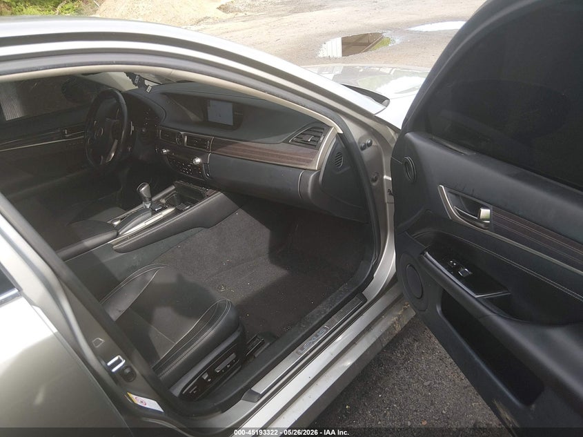 2018 Lexus Gs VIN JTHCZ1BLXJA007533 IAAI salvage auction — SIDE, Wait Title, sold $10,500 on 2026-09-04 (photo 5)