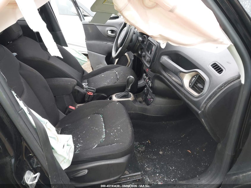 2017 Jeep Renegade VIN ZACCJBAB3HPG56401 IAAI salvage auction — ROLLOVER, Salvage (Ohio), sold $475 on 2026-07-09 (photo 5)