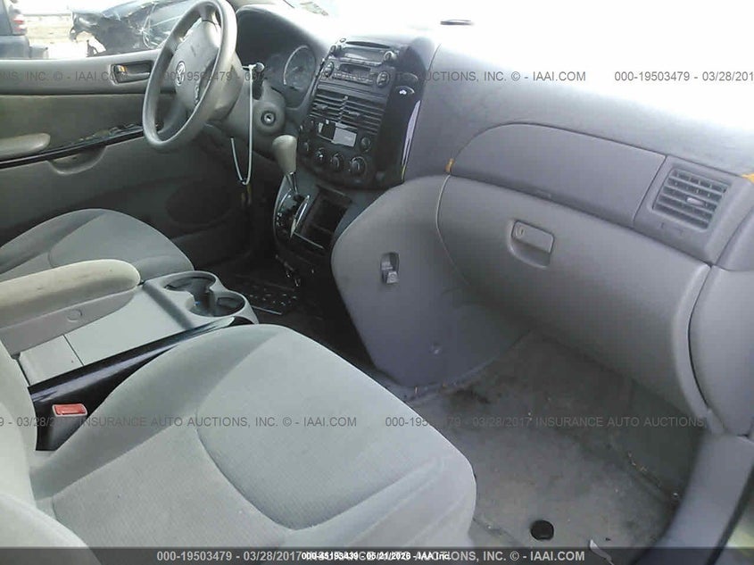 2004 Toyota Sienna VIN 5TDZA23C84S102218 IAAI salvage auction — SIDE, Salvage (Idaho), sold $650 on 2026-07-28 (photo 5)