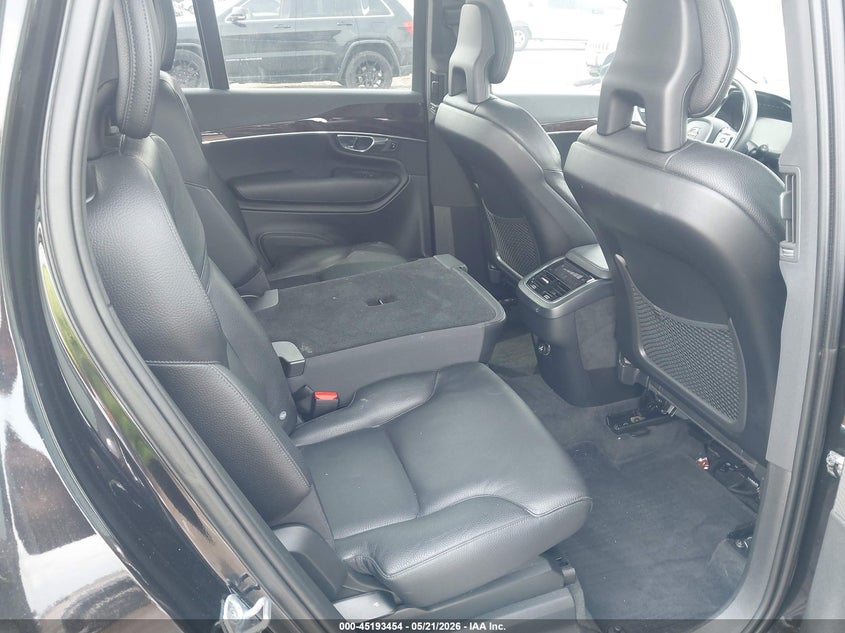 2016 Volvo Xc90 VIN YV4A22PK5G1017976 IAAI salvage auction — HAIL, Original (Texas), sold $6,650 on 2026-08-19 (photo 8)