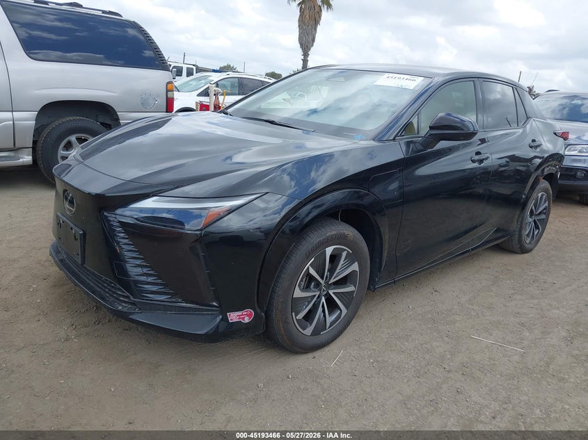 2024 Lexus Rz VIN JTJABABB4RA004057 IAAI salvage auction — REAR END, Wait Title, sold $15,200 on 2026-08-01 (photo 2)
