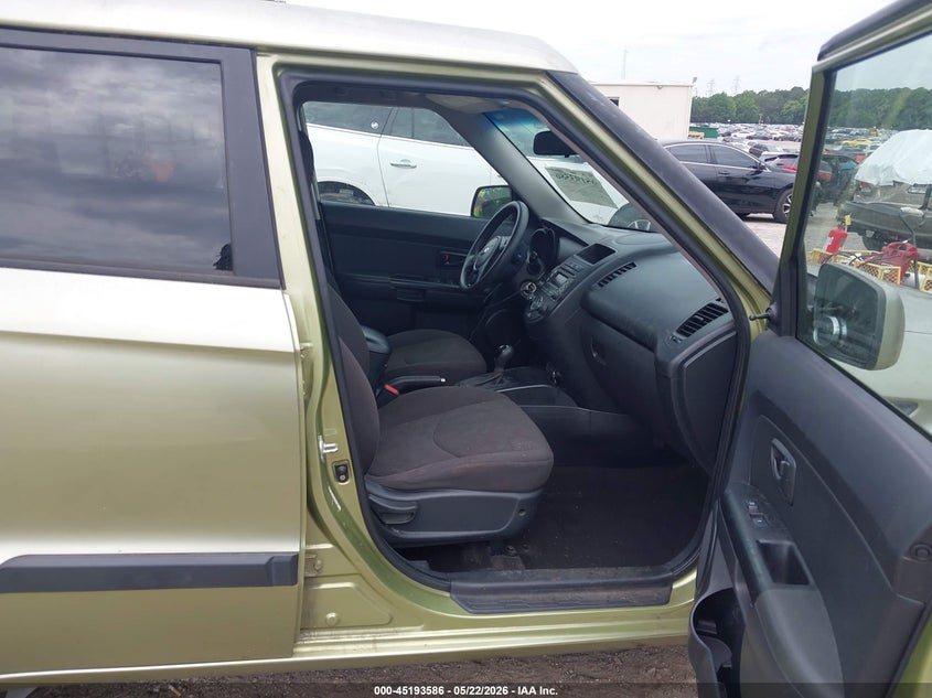 2013 Kia Soul VIN KNDJT2A5XD7624516 IAAI salvage auction — REAR END, Salvage (Georgia), sold $425 on 2026-07-15 (photo 5)