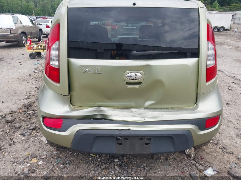 2013 Kia Soul VIN KNDJT2A5XD7624516 IAAI salvage auction — REAR END, Salvage (Georgia), sold $425 on 2026-07-15 (photo 6)