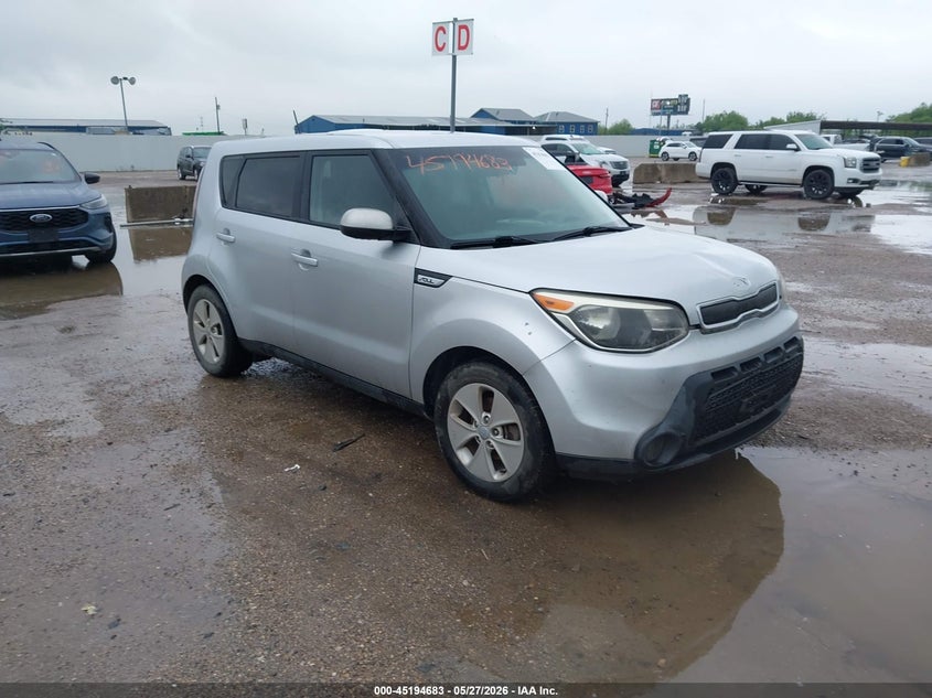 2015 Kia Soul VIN KNDJN2A23F7786801 IAAI salvage auction — FRONT END, Salvage Title, sold $400 on 2026-07-22 (photo 1)