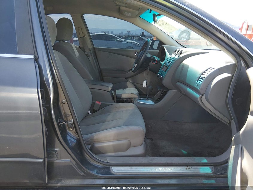 2010 Nissan Altima VIN 1N4AL2AP5AN460168 IAAI salvage auction — NORMAL WEAR, Regular (Nevada), sold $100 on 2026-07-24 (photo 5)