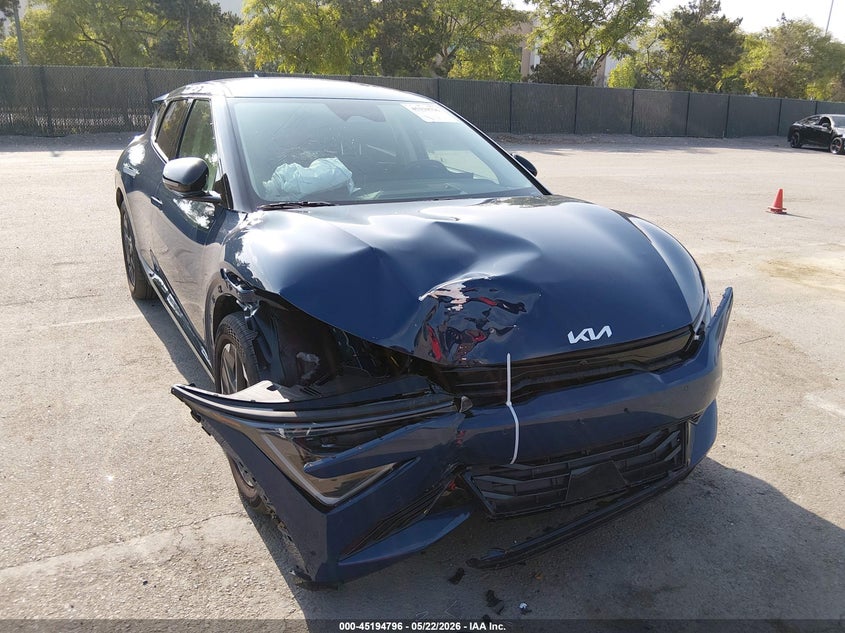 2025 Kia Ev6 VIN 5XYC34JA2SG013445 IAAI salvage auction — FRONT END, Salvage (California), sold $9,600 on 2026-07-30 (photo 6)