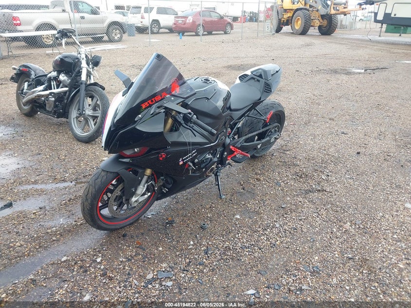 2022 BMW S 1000 VIN WB10E2307N6F48123 IAAI salvage auction — UNKNOWN, Salvage (Texas), sold $8,600 on 2026-07-08 (photo 2)