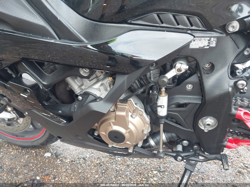2022 BMW S 1000 VIN WB10E2307N6F48123 IAAI salvage auction — UNKNOWN, Salvage (Texas), sold $8,600 on 2026-07-08 (photo 9)