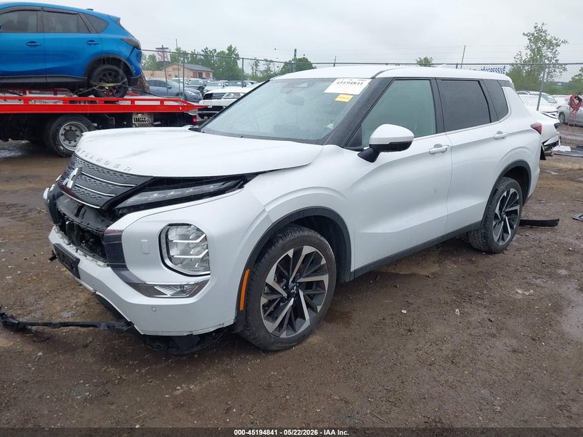 2024 Mitsubishi Outlander VIN JA4J4VA85RZ083857 IAAI salvage auction — FRONT END, Salvage (Ohio), sold $5,050 on 2026-07-23 (photo 2)