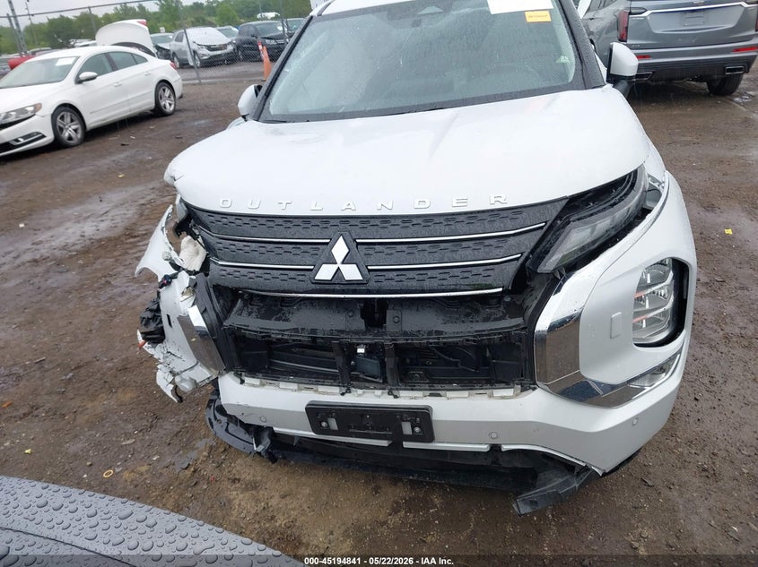 2024 Mitsubishi Outlander VIN JA4J4VA85RZ083857 IAAI salvage auction — FRONT END, Salvage (Ohio), sold $5,050 on 2026-07-23 (photo 6)