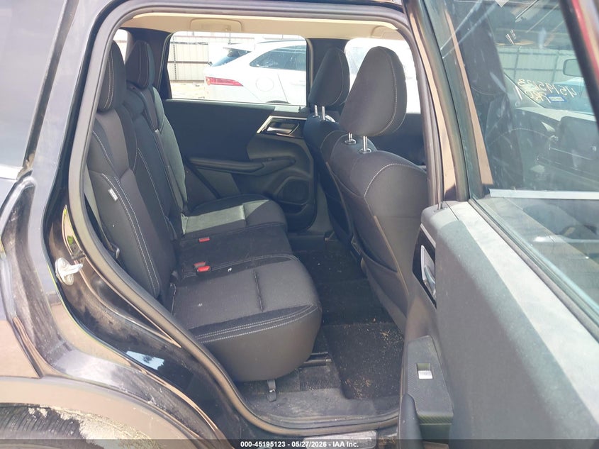2022 Mitsubishi Outlander VIN JA4J4TA83NZ083502 IAAI salvage auction — HAIL, Salvage Title, sold $9,500 on 2026-07-30 (photo 8)