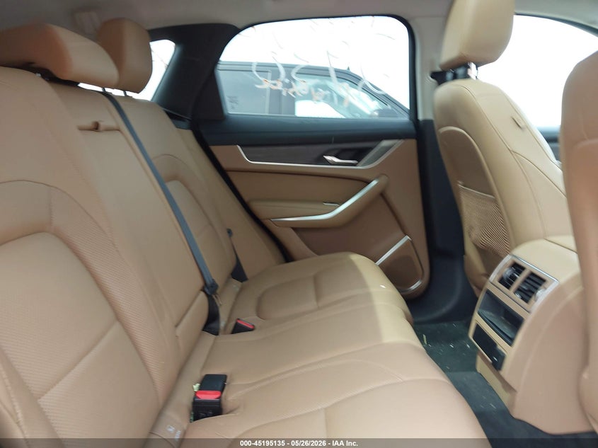 2022 Jaguar F-pace VIN SADCJ2EX1NA702930 IAAI salvage auction — RIGHT REAR, Clear (Michigan), sold $9,400 on 2026-07-30 (photo 8)