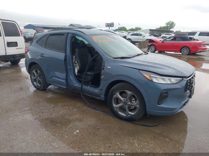 2023 Ford Escape VIN 1FMCU0MN7PUA37004 IAAI salvage auction — SIDE, Original (Texas), sold $7,775 on 2026-07-29 (photo 6)