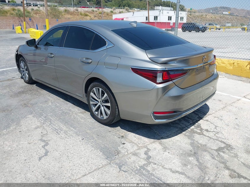 2021 Lexus VIN 58ACA1C18MU002005 IAAI salvage auction — FRONT END, Salvage (Georgia), sold $9,300 on 2026-07-29 (photo 3)
