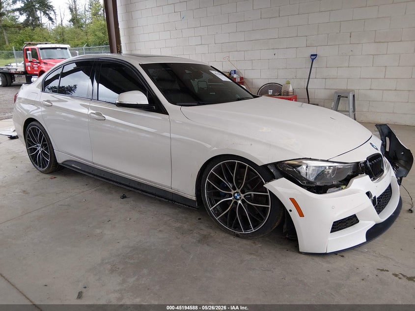 2018 BMW 3er VIN WBA8B7C51JA573138 IAAI salvage auction — FRONT END, Bill Of Sale (Washington), sold $14,650 on 2026-07-08 (photo 1)
