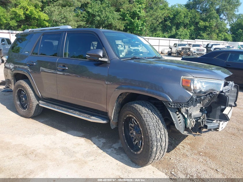 2017 Toyota 4runner VIN JTEZU5JR6H5152218 — IAAI salvage auction photo