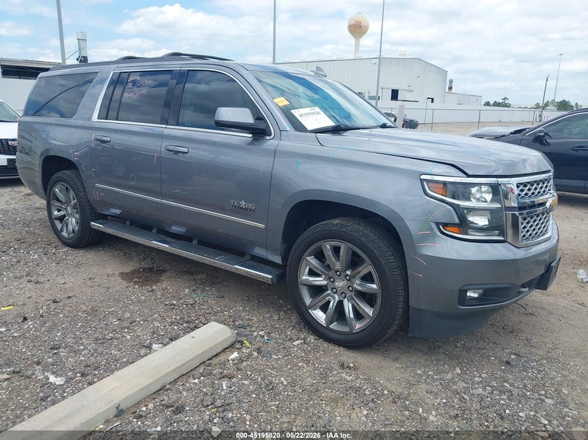 2019 Chevrolet Suburban VIN 1GNSCHKC1KR262282 IAAI salvage auction — HAIL, Original (Texas), sold $7,100 on 2026-07-09 (photo 1)