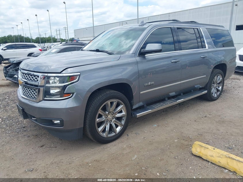 2019 Chevrolet Suburban VIN 1GNSCHKC1KR262282 IAAI salvage auction — HAIL, Original (Texas), sold $7,100 on 2026-07-09 (photo 2)