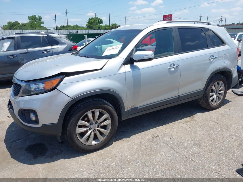2011 Kia Sorento VIN 5XYKUDA10BG153714 IAAI salvage auction — REAR END, Salvage (Texas), sold $1,450 on 2026-07-09 (photo 2)