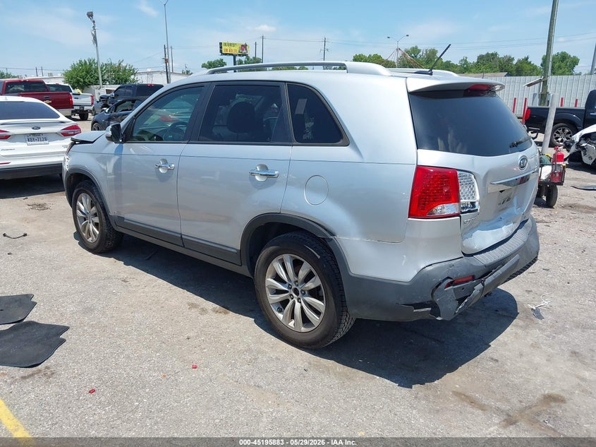 2011 Kia Sorento VIN 5XYKUDA10BG153714 IAAI salvage auction — REAR END, Salvage (Texas), sold $1,450 on 2026-07-09 (photo 3)