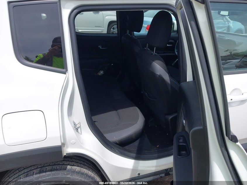 2018 Jeep Renegade VIN ZACCJBBB4JPH99829 IAAI salvage auction — REAR END, Clear (Michigan), sold $3,150 on 2026-07-09 (photo 8)