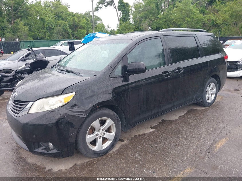 2012 Toyota Sienna VIN 5TDKK3DC4CS183493 IAAI salvage auction — HAIL, Salvage (Kansas), sold $1,050 on 2026-07-15 (photo 2)