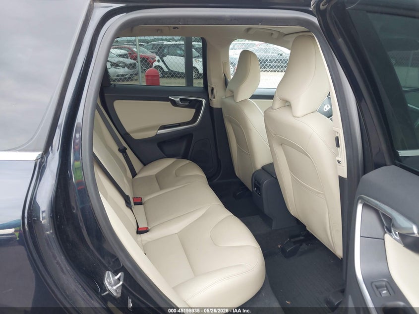 2016 Volvo Xc60 VIN YV449MRK5G2878618 IAAI salvage auction — REAR END, Salvage (Minnesota), sold $4,950 on 2026-07-29 (photo 8)