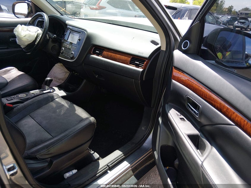 2014 Mitsubishi Outlander VIN JA4AZ3A38EZ011457 IAAI salvage auction — FRONT END, Salvage (Colorado), sold $675 on 2026-07-07 (photo 5)