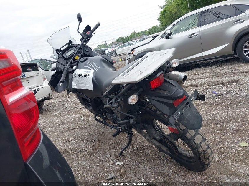 2023 Kawasaki Klr 650 VIN ML5KLEH19PDA17910 IAAI salvage auction — RIGHT SIDE, Salvage (Indiana), sold $1,850 on 2026-07-14 (photo 3)