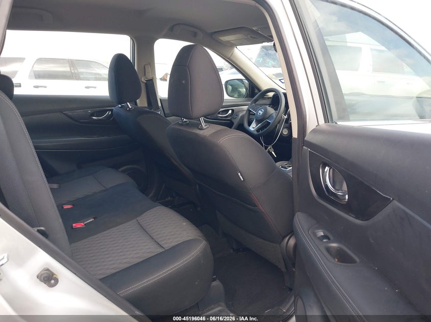 2018 Nissan Rogue VIN KNMAT2MV0JP520236 IAAI salvage auction — UNKNOWN, Salvage (Texas), sold $1,575 on 2026-07-07 (photo 8)