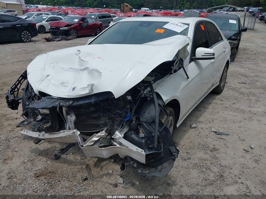 2014 Mercedes-benz E-klasse VIN WDDHF5KB5EA872372 IAAI salvage auction — BIO HAZARD, Salvage Title, sold $1,000 on 2026-07-10 (photo 6)