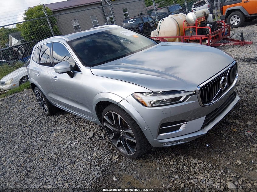 2018 Volvo Xc60 VIN YV4A22RL8J1042402 IAAI salvage auction — LEFT SIDE, Salvage Title, sold $7,300 on 2026-08-12 (photo 1)