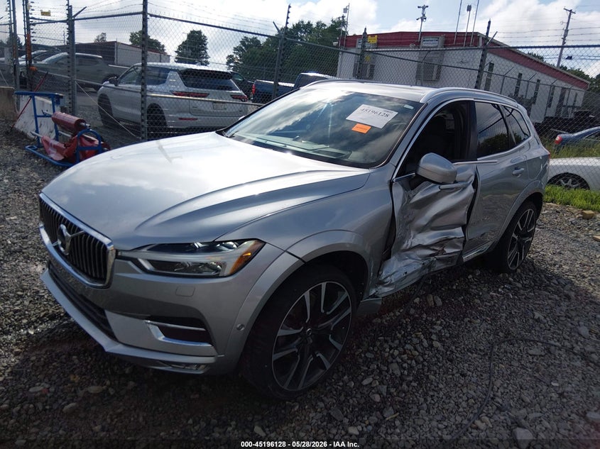 2018 Volvo Xc60 VIN YV4A22RL8J1042402 IAAI salvage auction — LEFT SIDE, Salvage Title, sold $7,300 on 2026-08-12 (photo 2)