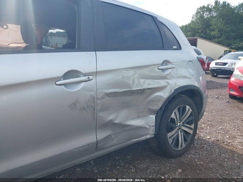 2020 Mitsubishi Outlander VIN JA4AP3AUXLU017785 IAAI salvage auction — LEFT SIDE, Salvage Title, sold $3,100 on 2026-07-29 (photo 6)