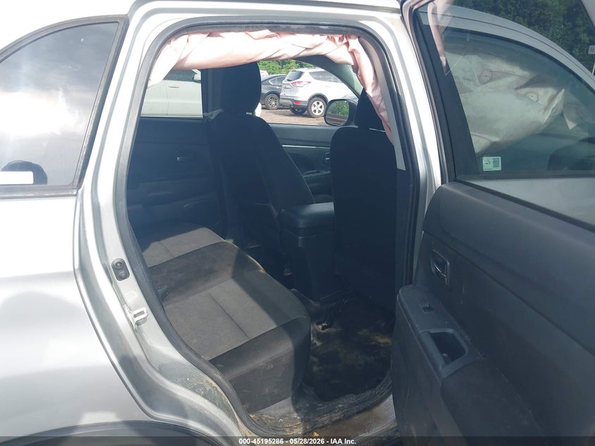 2020 Mitsubishi Outlander VIN JA4AP3AUXLU017785 IAAI salvage auction — LEFT SIDE, Salvage Title, sold $3,100 on 2026-07-29 (photo 8)
