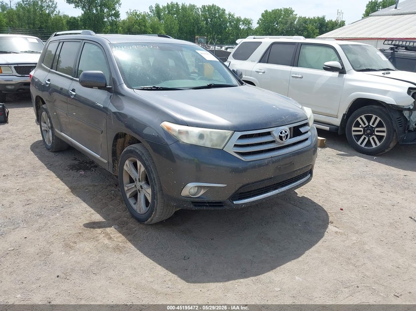 2011 Toyota Highlander VIN 5TDDK3EH9BS074724 IAAI salvage auction — FRONT & REAR, Salvage (Iowa), sold $3,775 on 2026-07-13 (photo 1)