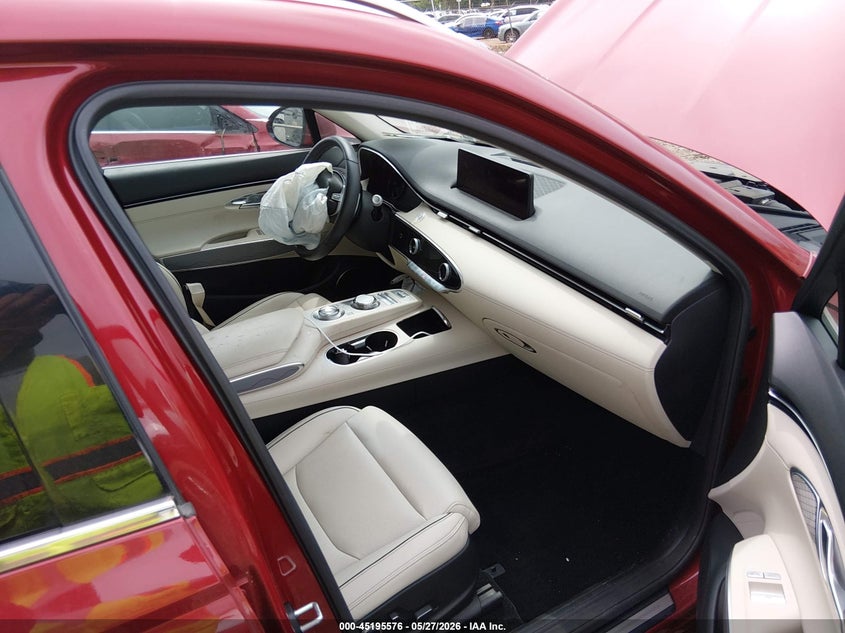 2023 Genesis Gv70 VIN KMUMADTBXPU094536 IAAI salvage auction — RIGHT SIDE, Salvage Title, sold $10,300 on 2026-07-27 (photo 5)