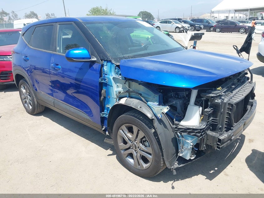 2021 Kia Seltos VIN KNDEPCAA3M7162700 IAAI salvage auction — FRONT END, Salvage (California), sold $4,075 on 2026-07-29 (photo 1)