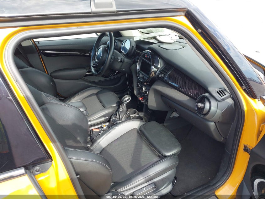 2017 Mini Hard top VIN WMWXU3C51H2D32511 IAAI salvage auction — NORMAL WEAR, Salvage Title, sold $1,100 on 2026-07-21 (photo 5)