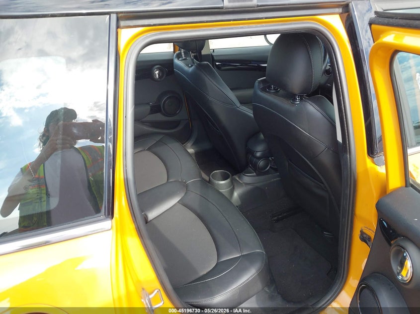 2017 Mini Hard top VIN WMWXU3C51H2D32511 IAAI salvage auction — NORMAL WEAR, Salvage Title, sold $1,100 on 2026-07-21 (photo 8)