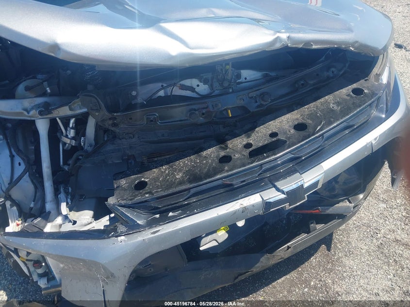 2025 Chevrolet Trax VIN KL77LKEP4SC127582 IAAI salvage auction — FRONT END, Salvage Title, sold $4,850 on 2026-07-20 (photo 6)