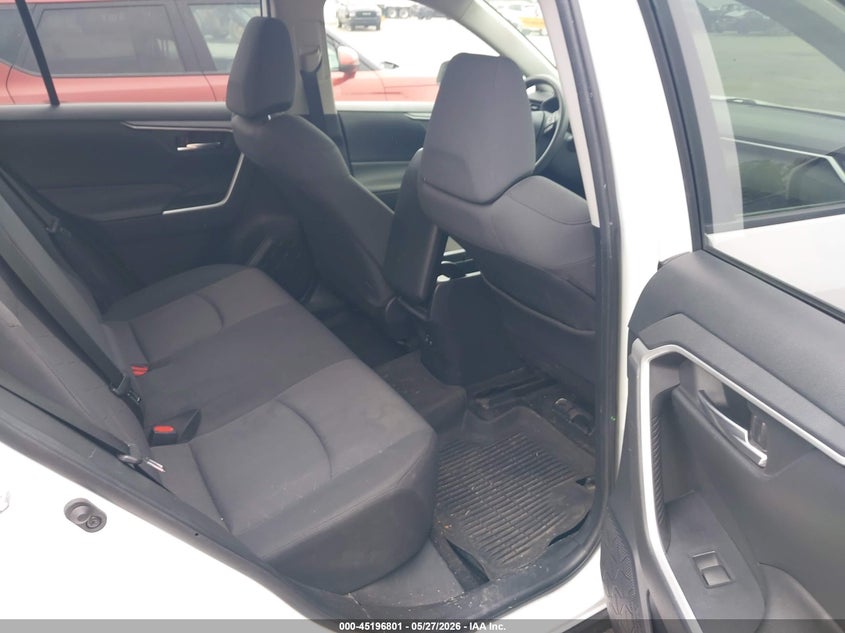 2019 Toyota Rav 4 VIN JTMP1RFV9KJ006315 IAAI salvage auction — HAIL, Salvage (Ohio), sold $1,050 on 2026-07-21 (photo 8)