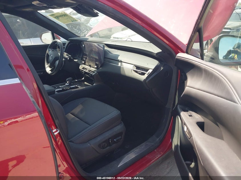 2024 Lexus Rx 350h VIN 2T2BBMCA5RC042435 IAAI salvage auction — RIGHT SIDE, Salvage (California), sold $27,000 on 2026-07-29 (photo 5)