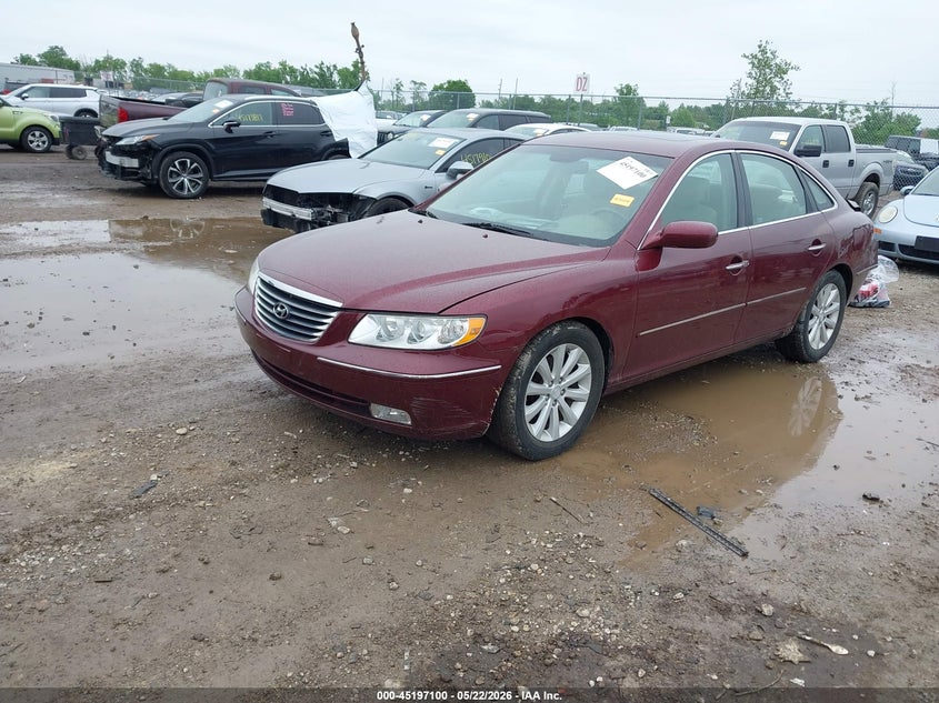 2009 Hyundai Azera VIN KMHFC46D09A360892 IAAI salvage auction — REAR END, Salvage (Ohio), sold $475 on 2026-07-29 (photo 2)