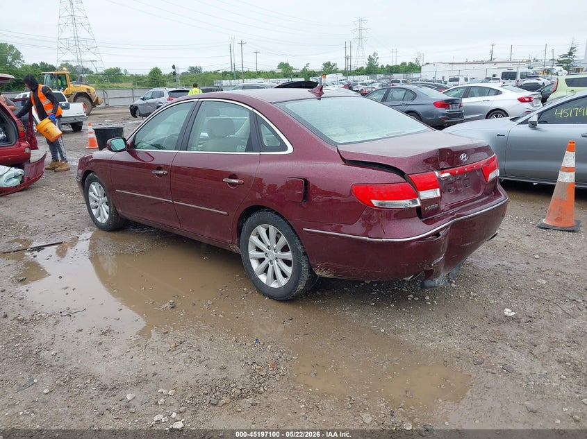 2009 Hyundai Azera VIN KMHFC46D09A360892 IAAI salvage auction — REAR END, Salvage (Ohio), sold $475 on 2026-07-29 (photo 3)