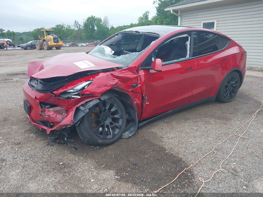 2020 Tesla Model y VIN 5YJYGDEF6LF002229 IAAI salvage auction — LEFT SIDE, Salvage (Ohio), sold $5,350 on 2026-07-06 (photo 2)